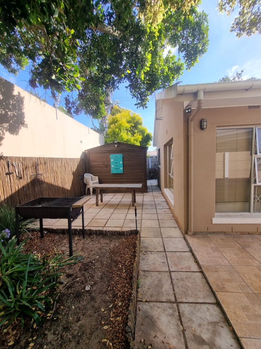 To Let 1 Bedroom Property for Rent in Soneike Western Cape